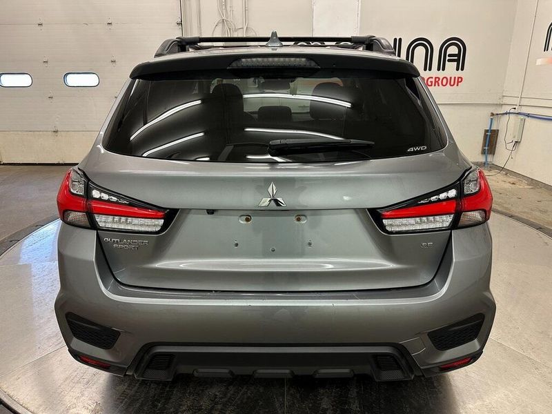 2020 Mitsubishi Outlander Sport 2.0 SEImage 14