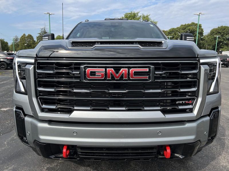 2026 Gmc Sierra HD AT4 photo 13