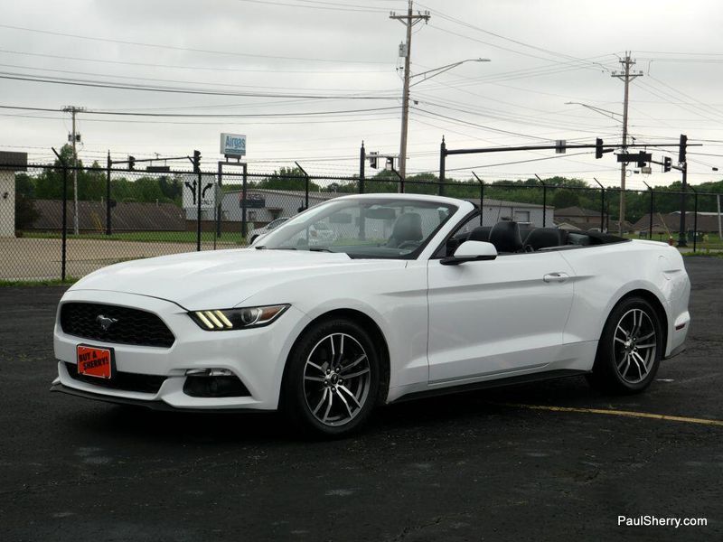2017 Ford Mustang EcoBoost PremiumImage 15