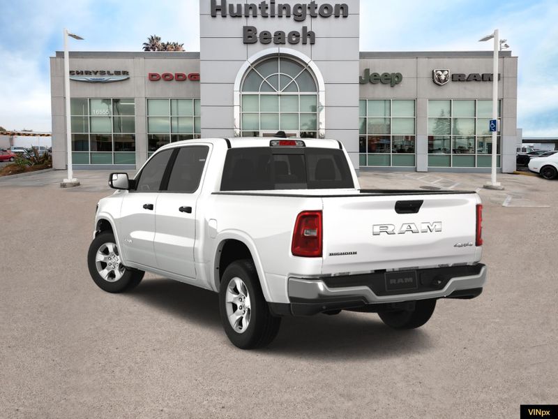 2025 RAM 1500 Big Horn Crew Cab 4x4Image 5