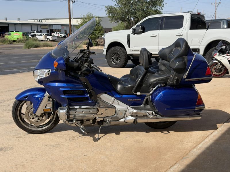 USED 2001 HONDA GOLD WING 1800 AC Image 12