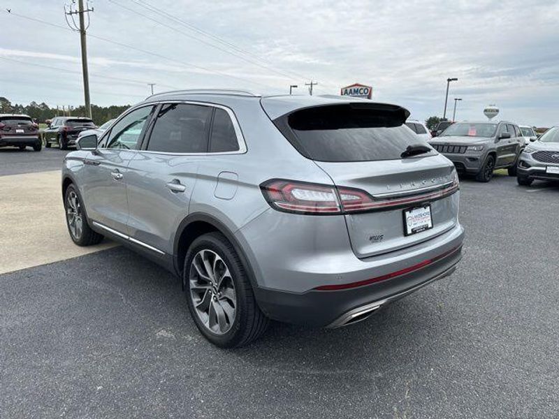 2022 Lincoln Nautilus ReserveImage 5