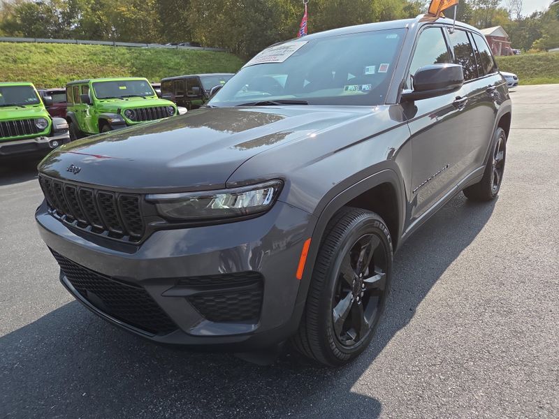 2023 Jeep Grand Cherokee Altitude X photo 7