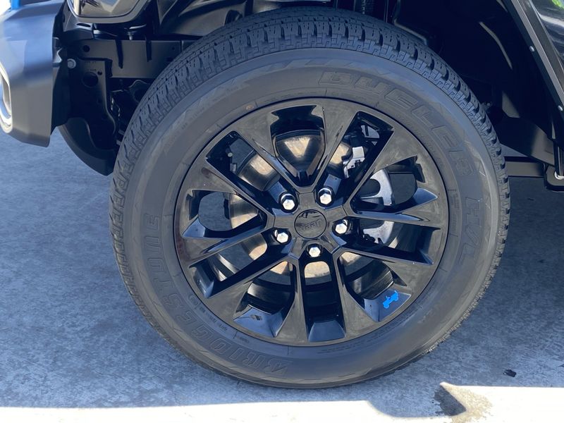 2022 Jeep Wrangler 4xE Unlimited Sahara 4xeImage 10