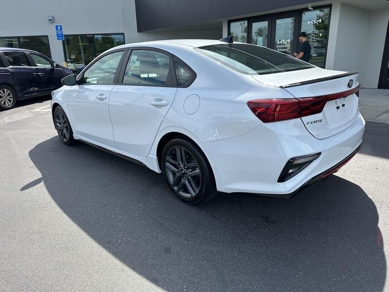 2021 Kia Forte GT-Line photo 8
