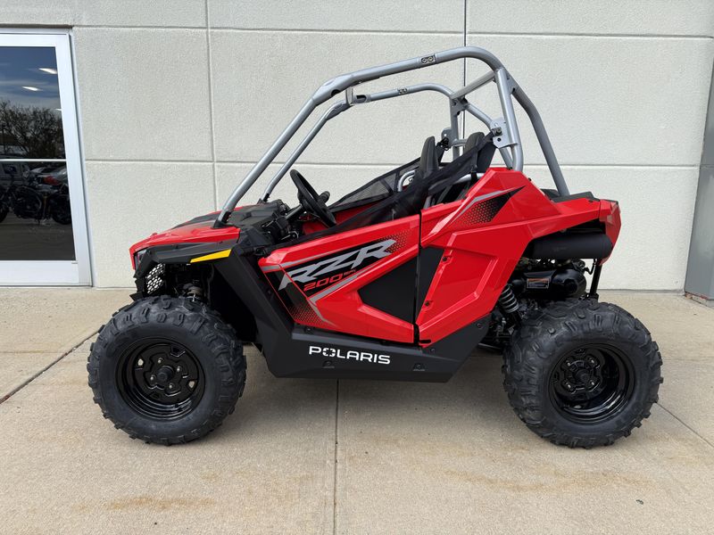 2026 Polaris RZR 200 EFIImage 2