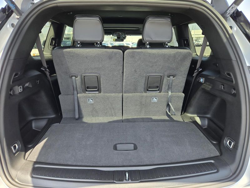 New 2026 Jeep Grand Cherokee L Laredo Altitude 4x4