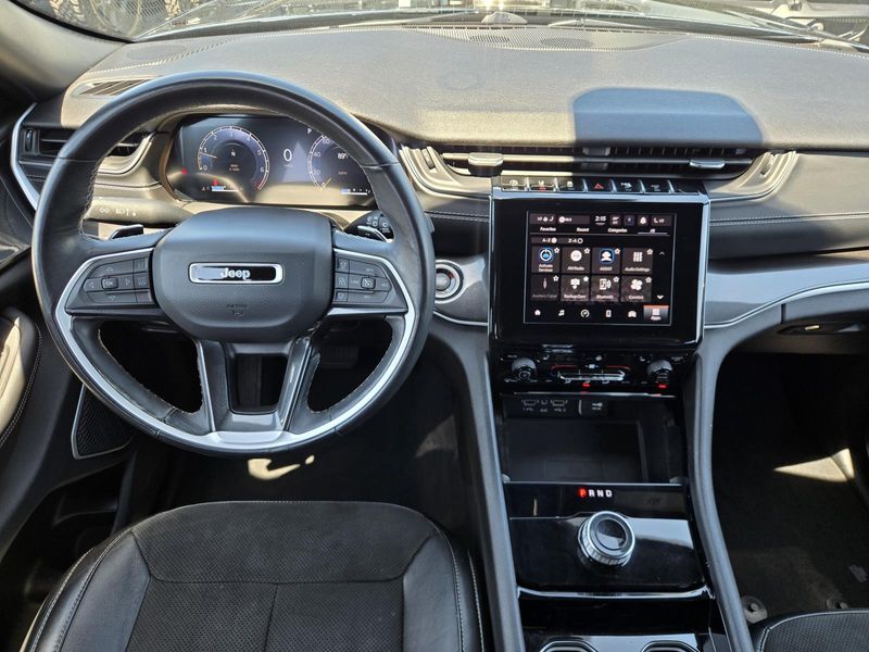 Used 2022 Jeep Grand Cherokee Altitude 4x4