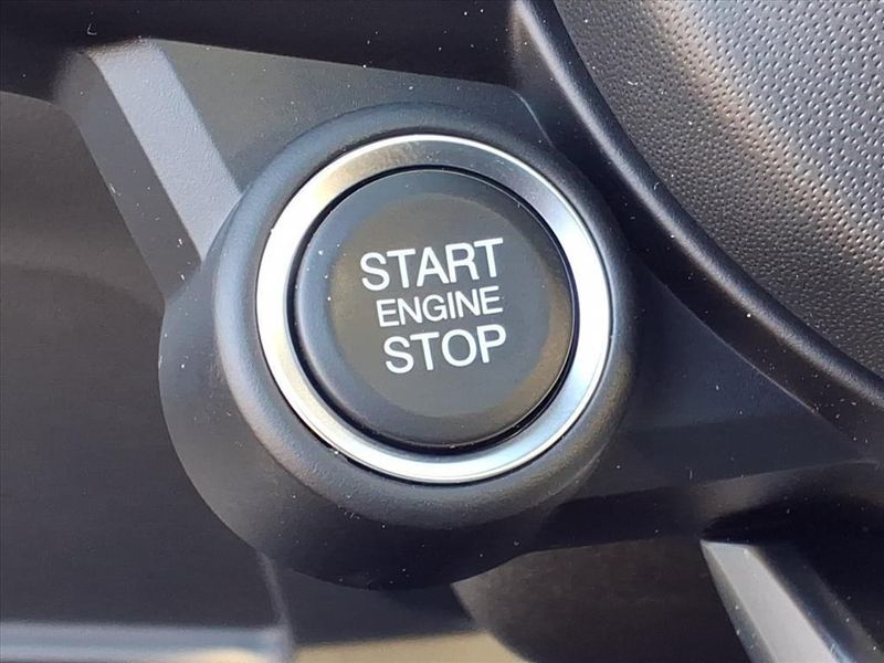 New 2025 Alfa Romeo Stelvio AwdImage 21