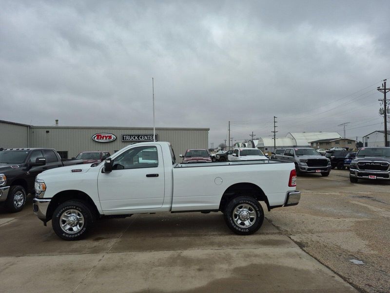 2024 RAM 2500 Tradesman Regular Cab 4x4 8