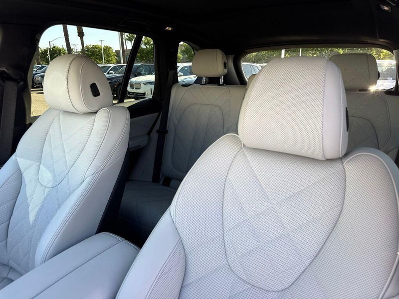 Used 2024 BMW X5 xDrive40iImage 22