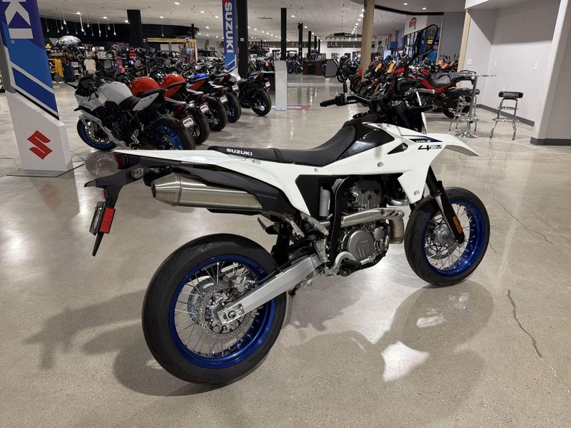 New 2025 Suzuki DR-Z4SM Image 17