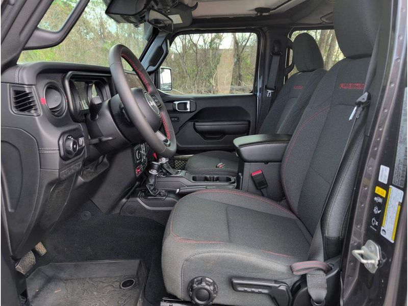 Used 2024 Jeep Wrangler RubiconImage 12