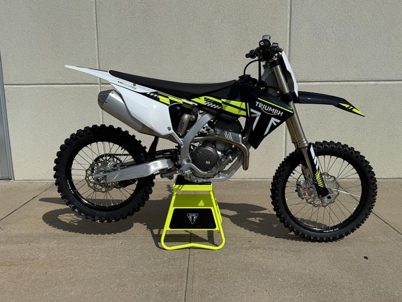 2025 Triumph TF 250XImage 2