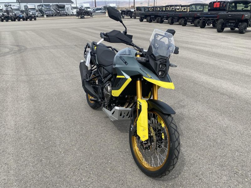 New 2024 Suzuki VSTROM 800DE 