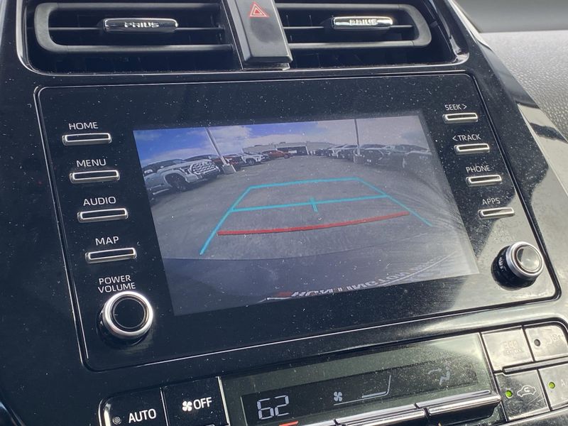 Used 2020 Toyota Prius LEImage 20