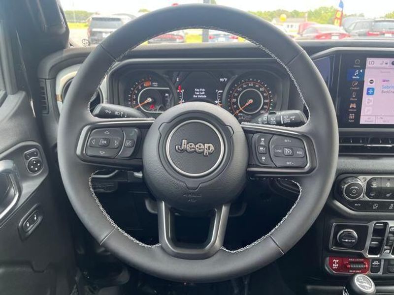 2025 Jeep Wrangler 4-door Willys