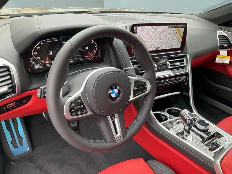 2025 BMW 8 Series M850i xDriveImage 26