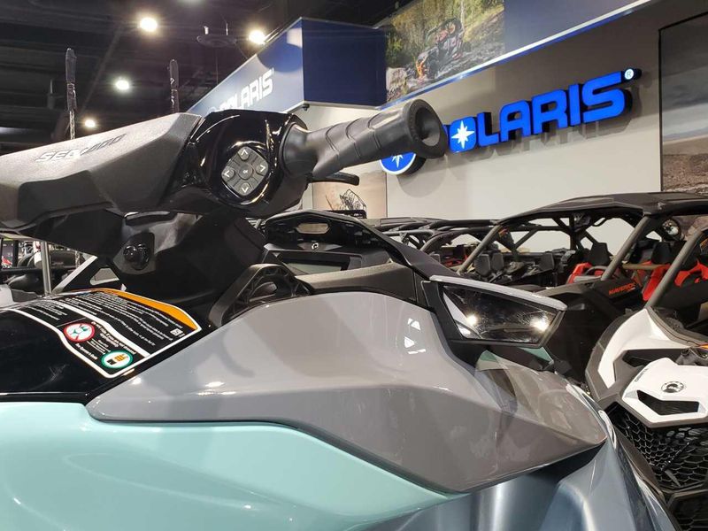 2025 Sea-Doo GTI SE 130 Image 2