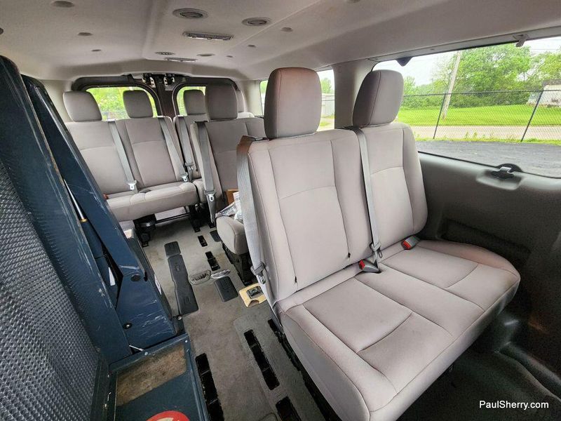 2017 Nissan NV Passenger NV3500 HD SVImage 55