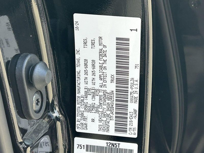 2025 Toyota Tundra LimitedImage 20
