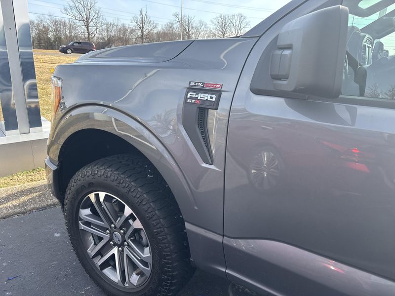 Used 2021 Ford F-150 STXImage 12