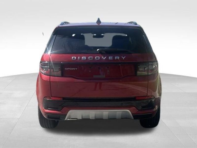 2025 Land Rover Discovery Sport S