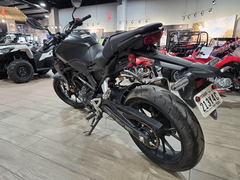 USED 2023 HONDA CB300R ABS Image 7