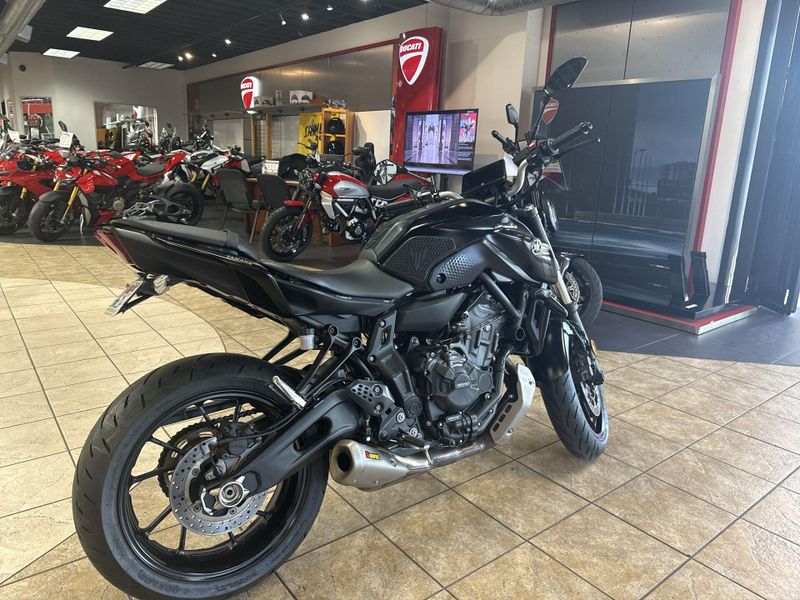 Used 2024 Yamaha MT-07 Image 15