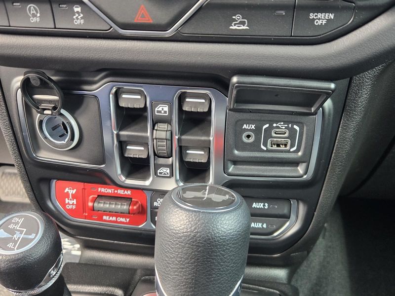 New 2026 Jeep Wrangler 4-door Rubicon