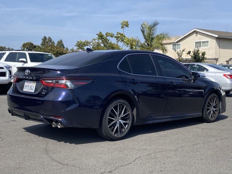 2022 Toyota Camry SEImage 3