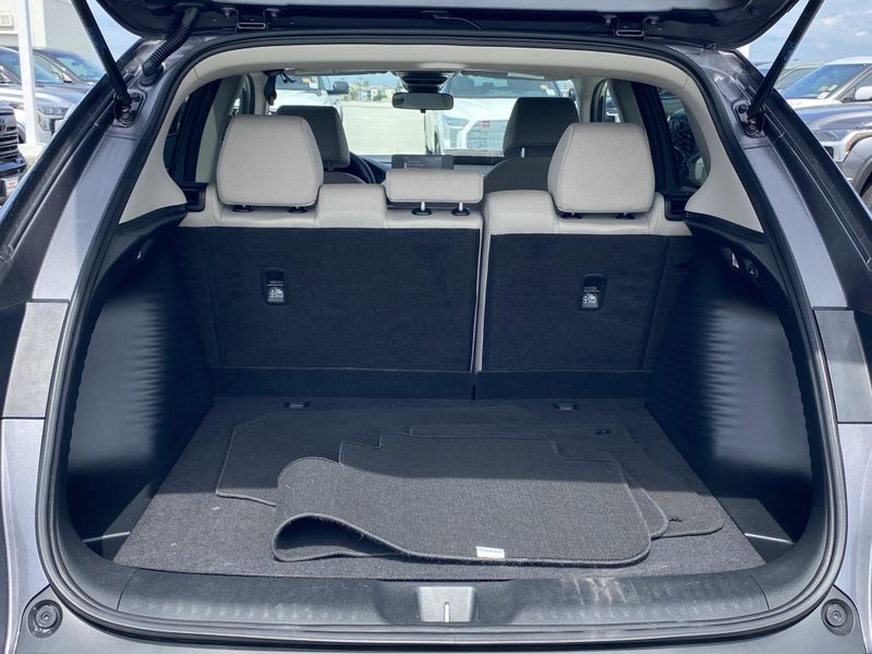 Used 2025 Honda HR-V LXImage 13