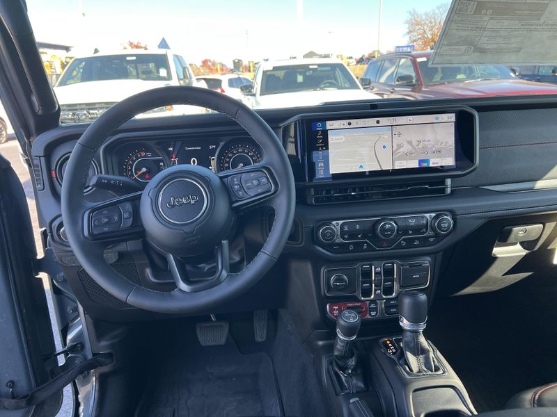 New 2025 Jeep Gladiator Rubicon X 4x4Image 17