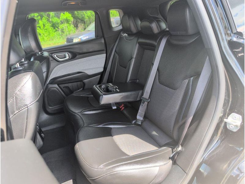 Used 2024 Jeep Compass LatitudeImage 29