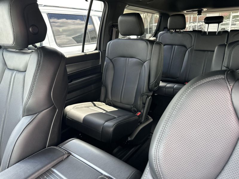 2025 Jeep Wagoneer Carbide 4x4Image 33