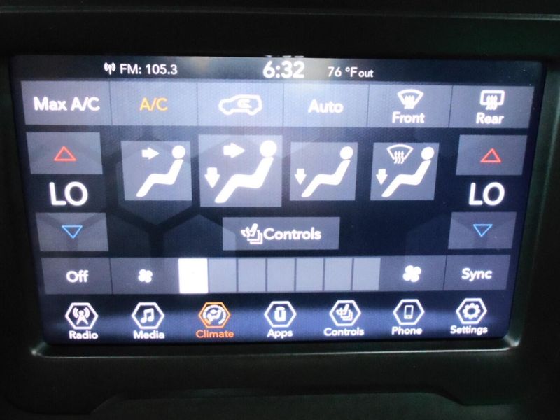 2020 Jeep Renegade LatitudeImage 20