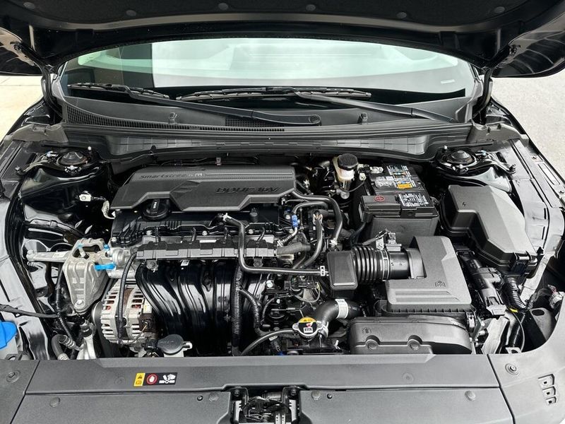 2025 Kia K4 LXSImage 15