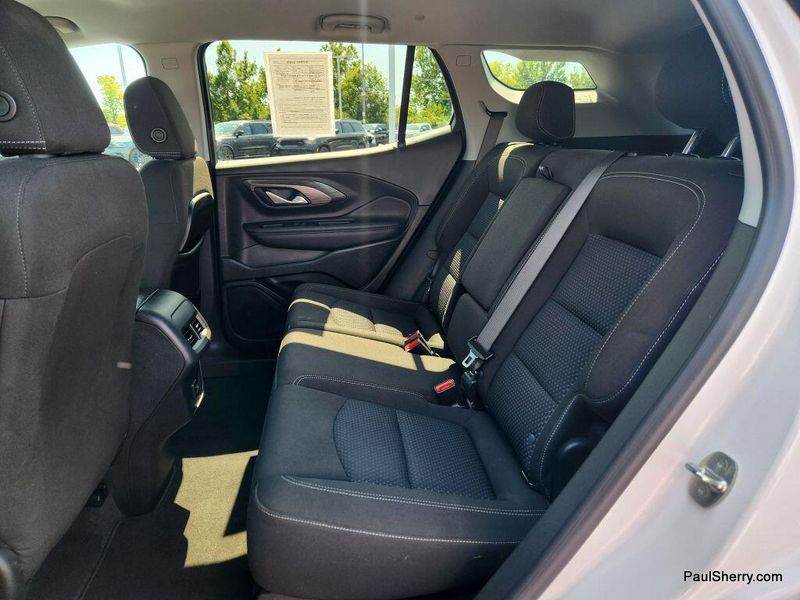 Used 2023 GMC Terrain SLE