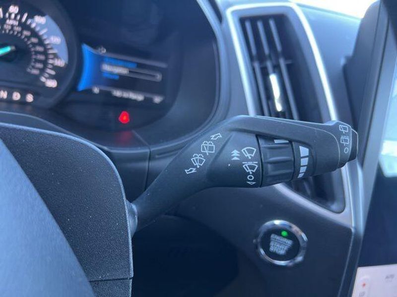 2024 Ford Edge SELImage 40