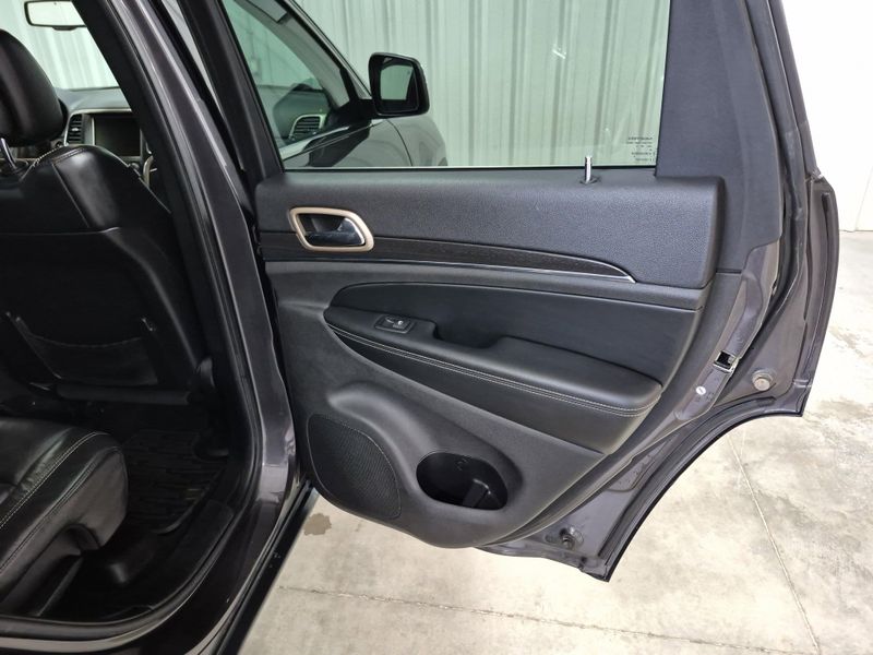 Used 2015 Jeep Grand Cherokee LimitedImage 7