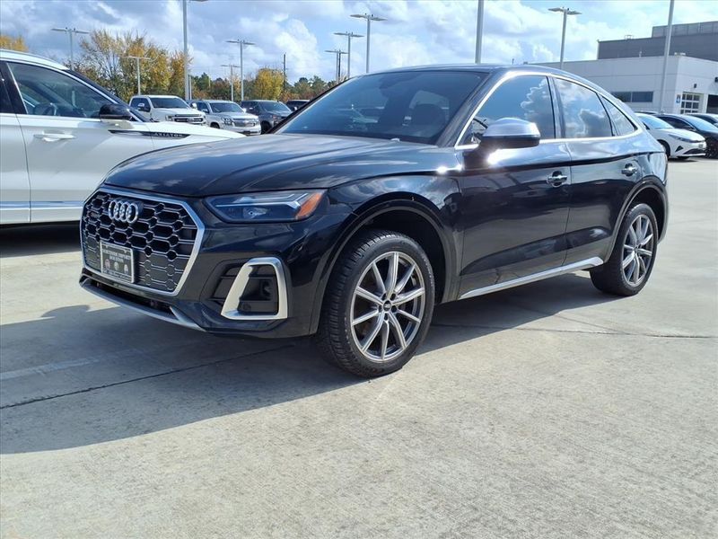 Used 2022 Audi SQ5 Sportback PremiumImage 2