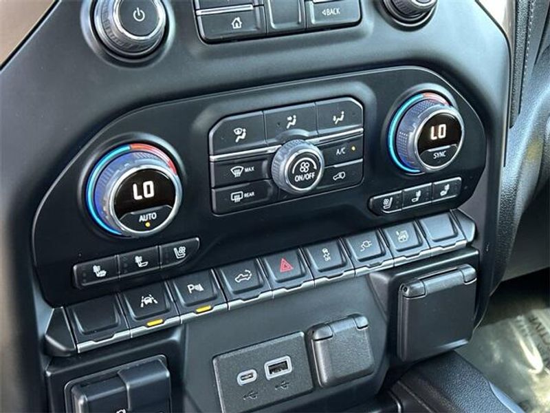 Used 2022 Chevrolet Silverado 1500 LTD High CountryImage 27