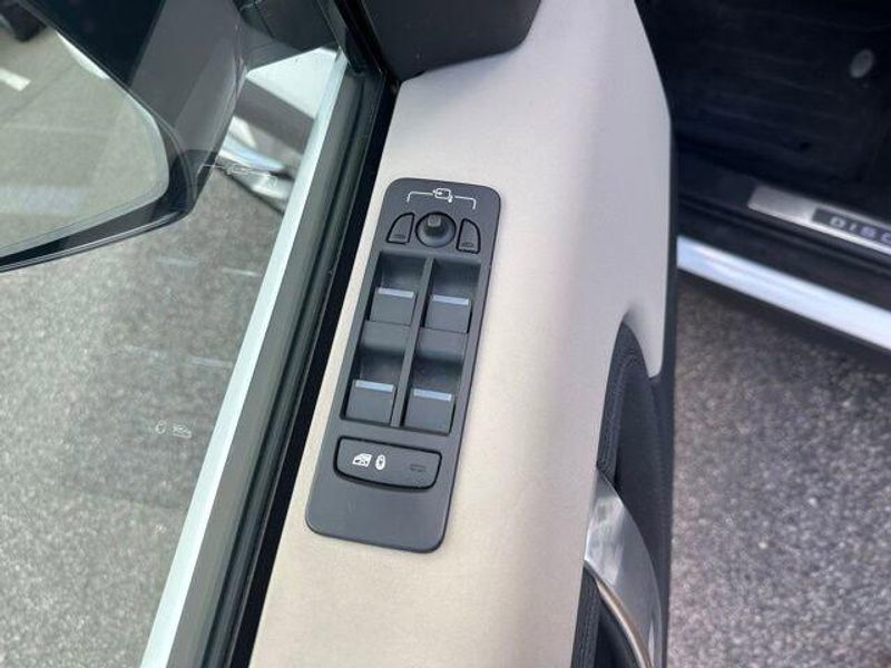 2020 Land Rover Discovery Sport SE