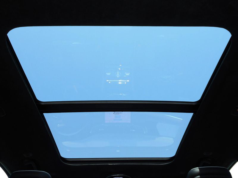 New 2025 Jeep Grand Cherokee Summit Reserve 4x4Image 12