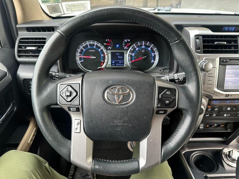 2016 Toyota 4Runner LimitedImage 2