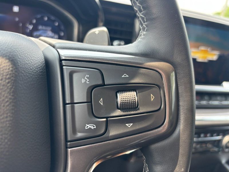 Used 2023 Chevrolet Silverado 1500 High CountryImage 16