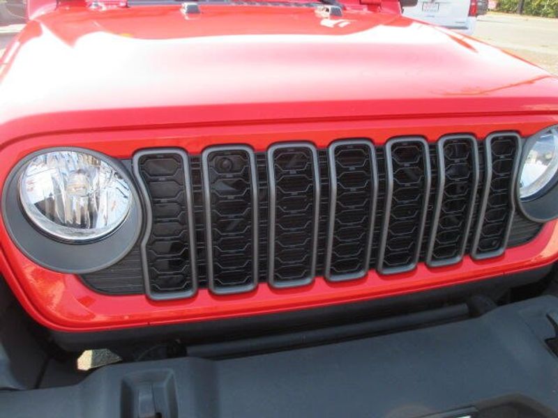 Used 2024 Jeep Wrangler Sport SImage 4