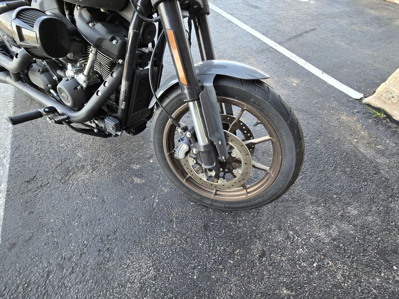 USED 2022 HARLEY SOFTAIL LOW RIDER S Image 10
