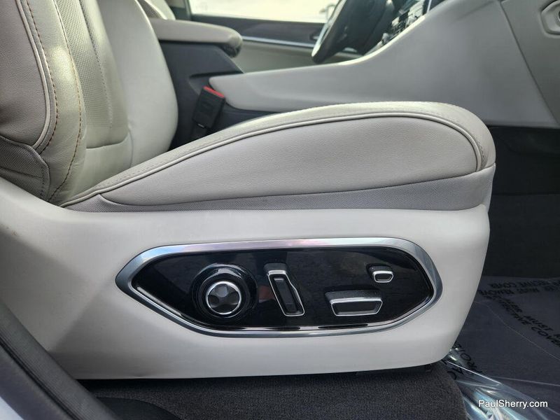 Used 2021 Jeep Grand Cherokee L Overland