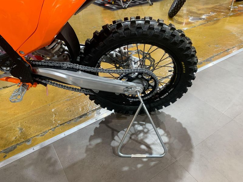 New 2025 KTM 85 SX 19&sol;16 Image 11